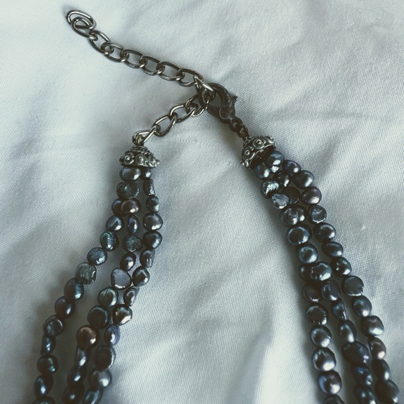 Black Pearl Multi-Strand Choker Necklace - Picture 3 of 3
